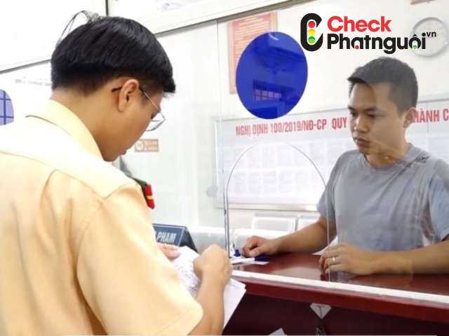 phạt nguội ô tô tại Vĩnh Phúc