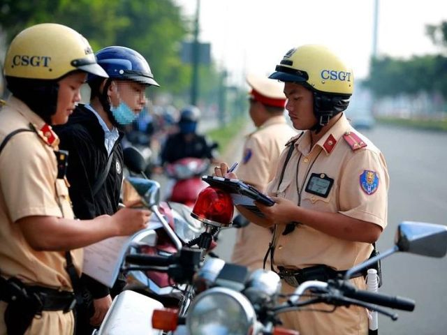 Kiểm tra phạt nguội tại Sơn La