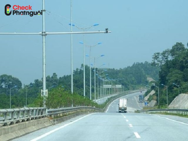 Điểm lắp camera phạt nguội tại cao tốc Đà Nẵng Quảng Ngãi